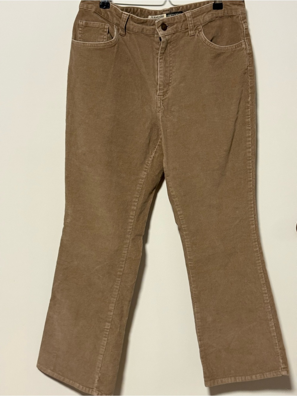 Corduroy Bootcut Jeans in Brown